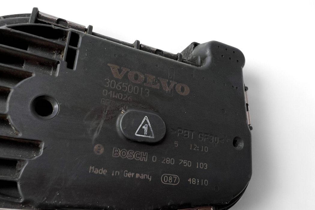 VOLVO XC90 1 generation (2002-2014) Throttle Body 30650013 30619233