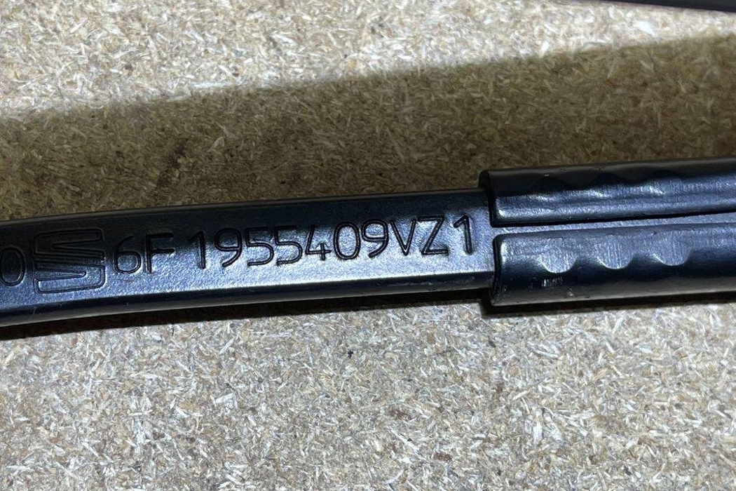 SEAT Ibiza 5 generation (2017-2023) Стеклоочистители спереди 6F1955409 32187443