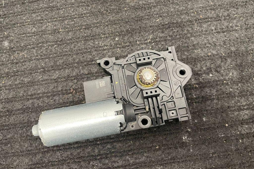 BMW X5 G05/G18 (2018-2024) Lūkas vadības bloks 10041604A 32191377