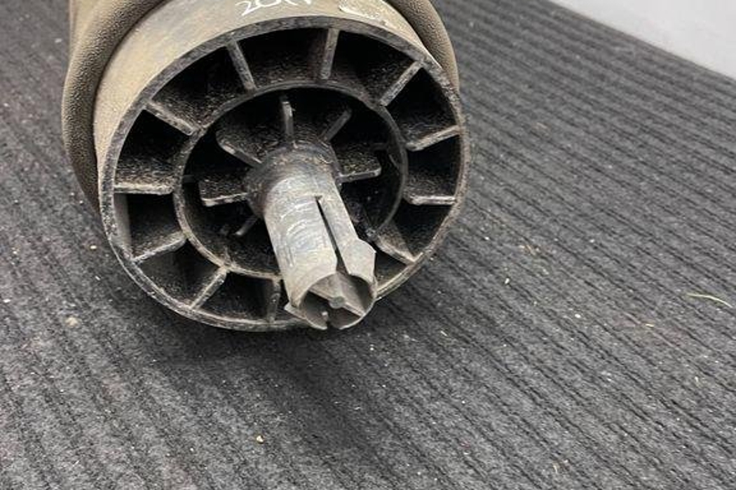 LAND ROVER Range Rover 4 generation (2012-2022) Rear Left Air Suspension Cushion DPLA5587AD 32192183