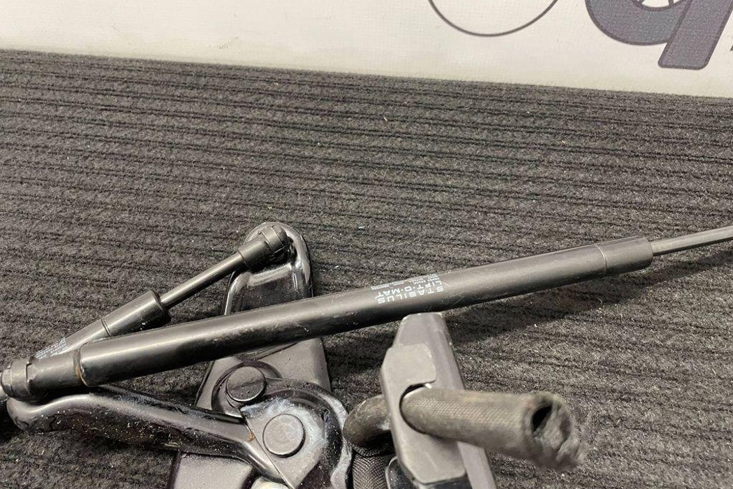 BENTLEY Continental Left Side Bootlid Hinge 3W0823359E,3W0823475D 32193226