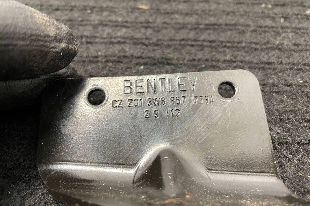 BENTLEY Continental Other Interior Parts 3W8857779A 32193239