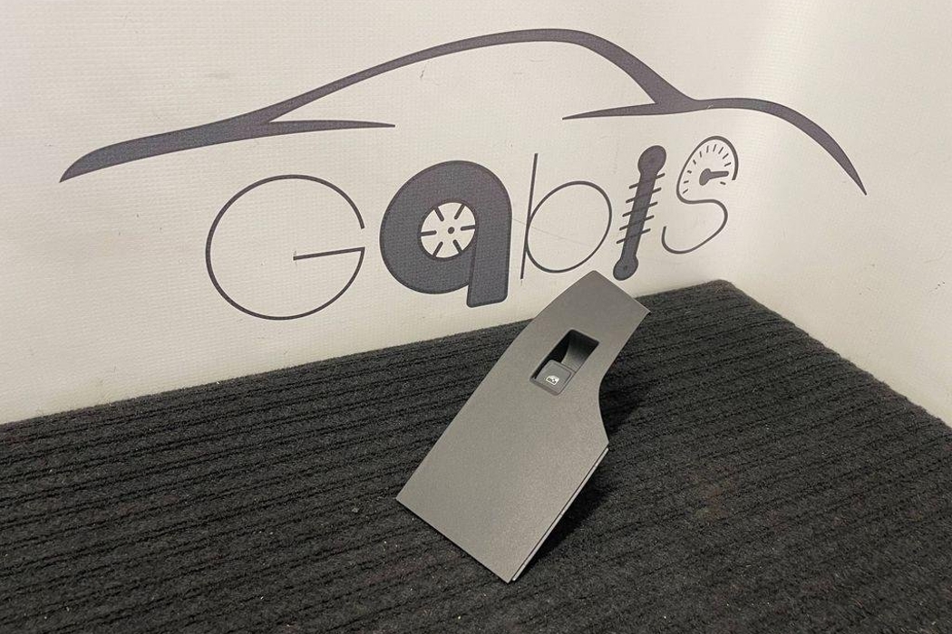 SEAT Ibiza 5 generation (2017-2023) Rear Left Door Window Control Switches 5G0959855P 32193757