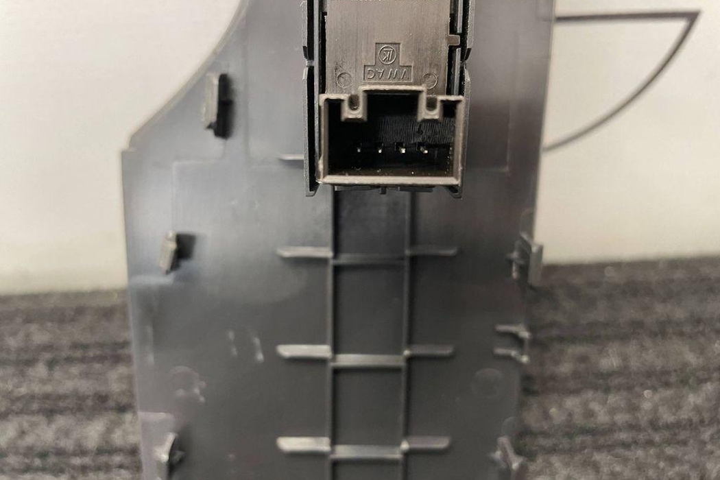 SEAT Ibiza 5 generation (2017-2023) Rear Left Door Window Control Switches 5G0959855P 32193757