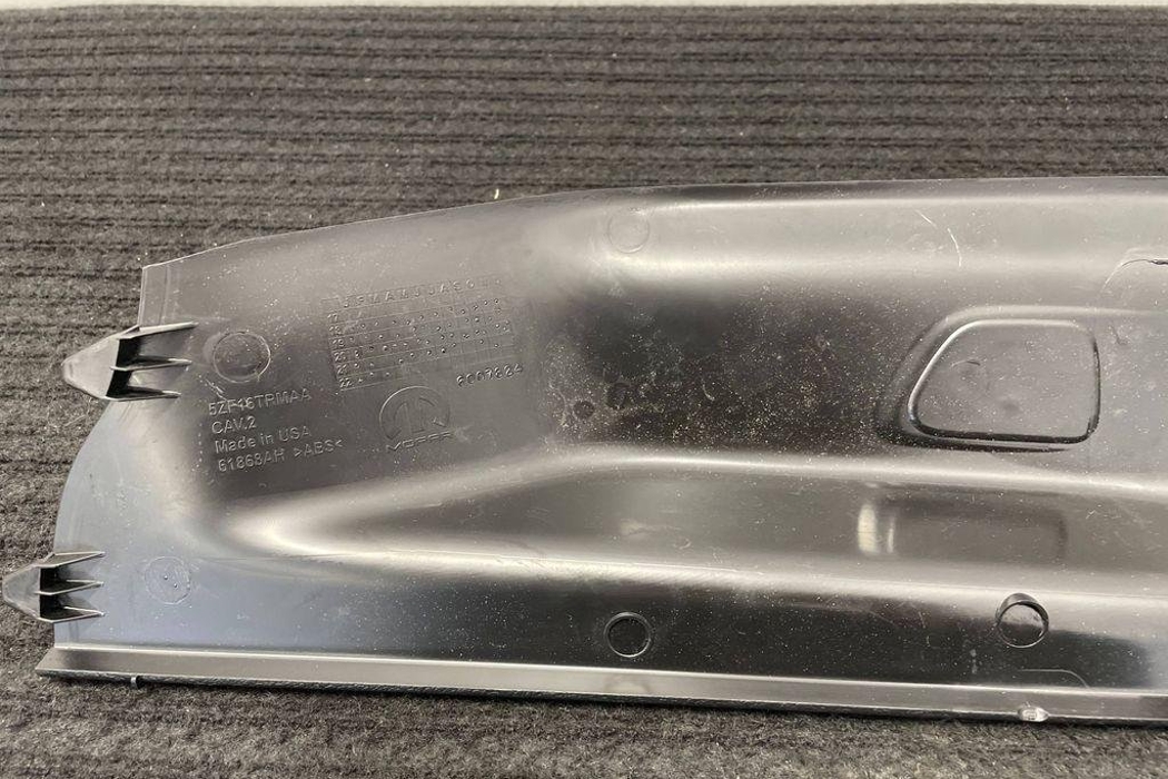 DODGE Ram 4 generation (2008-2023) Seat trim details 61868AH,5ZF12TX7AE,5ZF16TRMAA 32193842