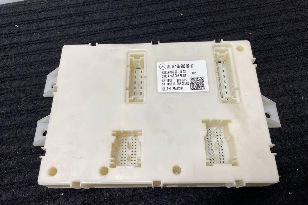 MERCEDES-BENZ GLE W166 (2015-2018) Comfort Control Unit A1669011402,A1669025607,A1669008017 32194199