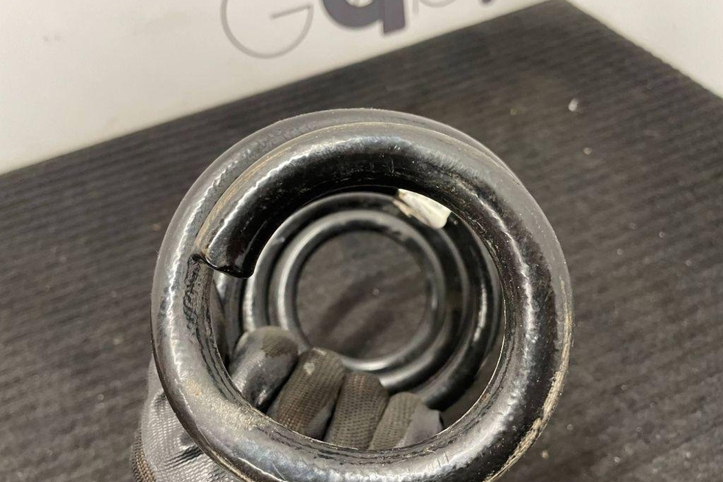 AUDI A5 F5 (2016-2024) Front Right Coil Spring 8W0411105 32194610