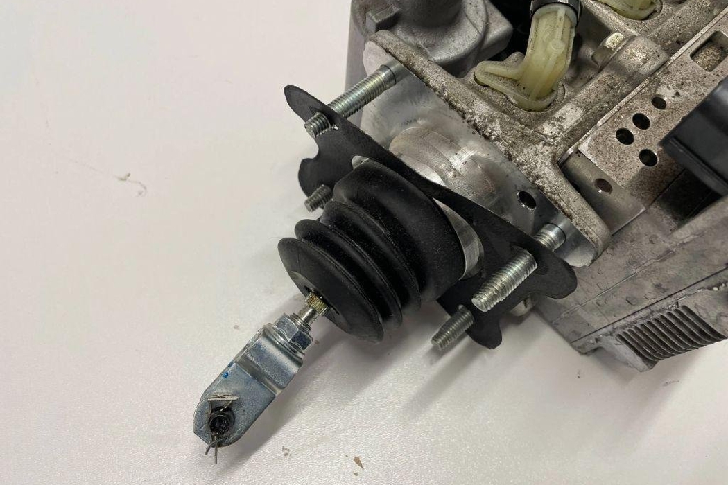 TOYOTA RAV4 5 generation (XA50) (2018-2024) ABS Bloks 4721042212,47210-42212 32195436