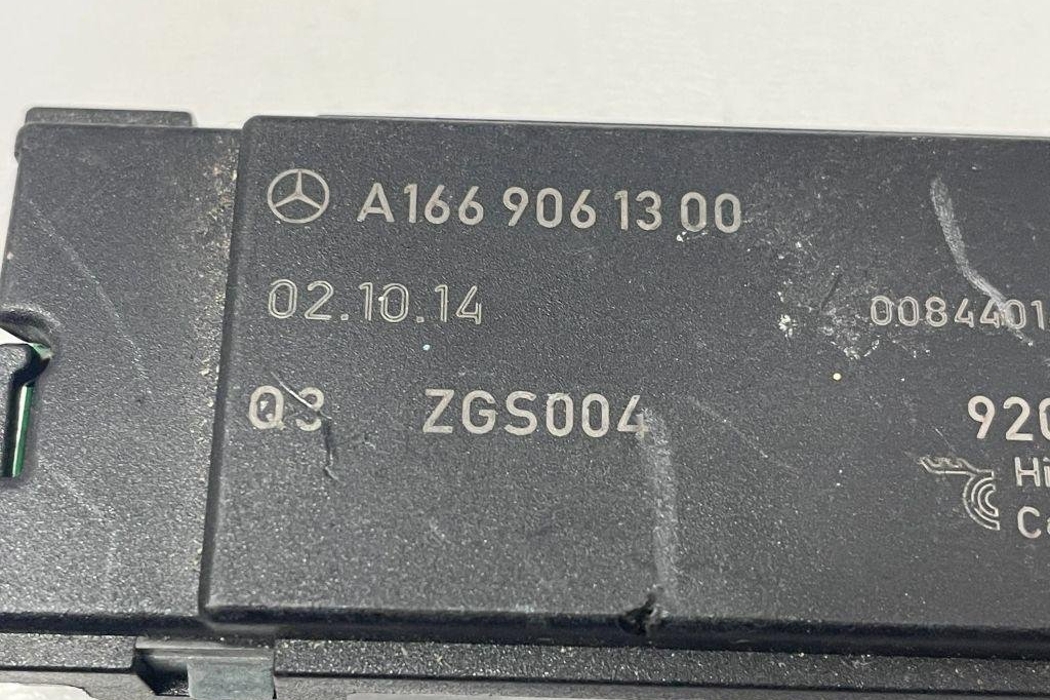 MERCEDES-BENZ GLE W166 (2015-2018) Keyless Entry Antenna A1669061300 32195582
