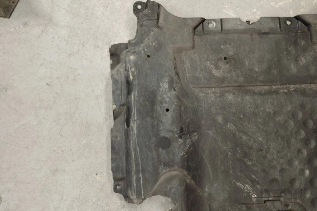 MERCEDES-BENZ GLE W167 (2019-2024) Gearbox Underbody Cover a2135206100 32196369