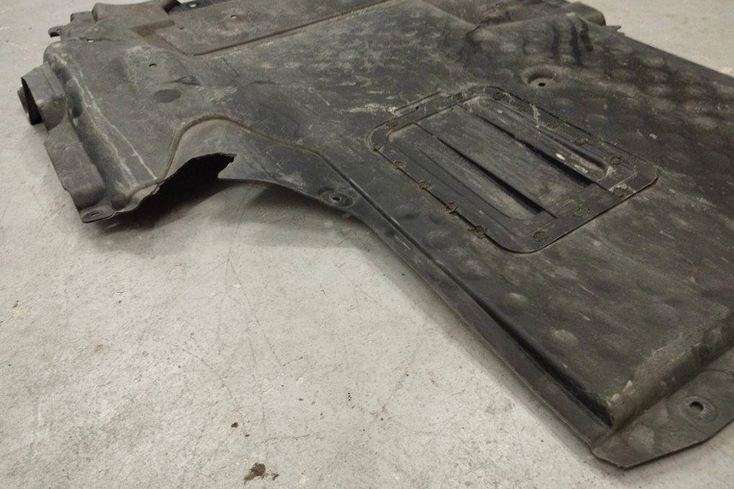 MERCEDES-BENZ GLE W167 (2019-2024) Gearbox Underbody Cover a2135206100 32196369