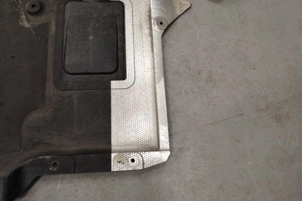 MERCEDES-BENZ GLE W167 (2019-2024) Gearbox Underbody Cover a2135206100 32196369