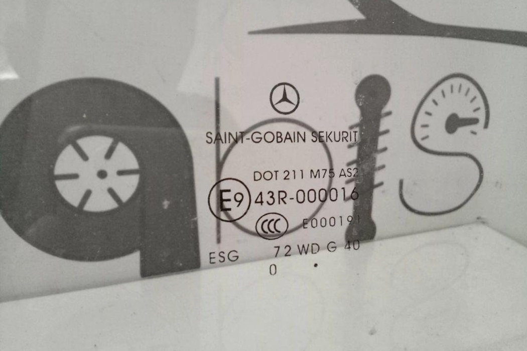 MERCEDES-BENZ Vito W639 (2003-2015) Front Left Door Glass 32196886