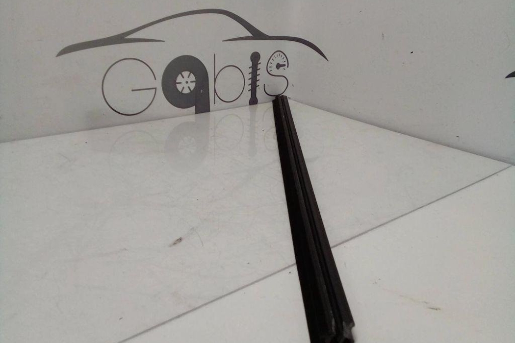 MERCEDES-BENZ Vito W639 (2003-2015) Front Right Door Window Molding A6397200224 32196889