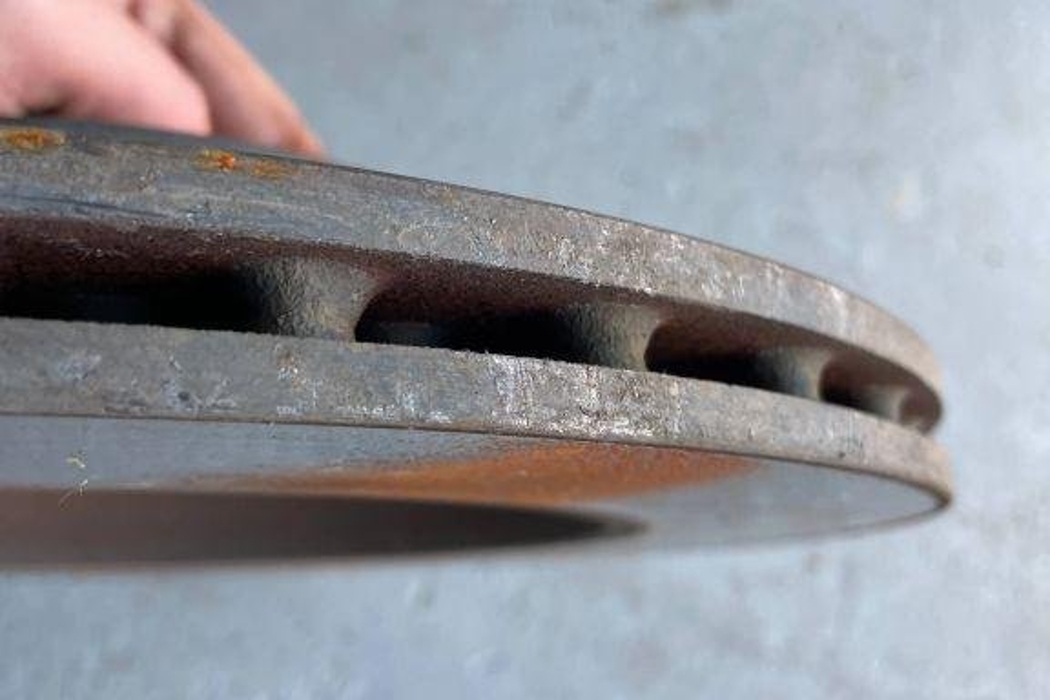 MASERATI Levante 1 generation (2016-2024) Rear Left Brake Disc 32197464