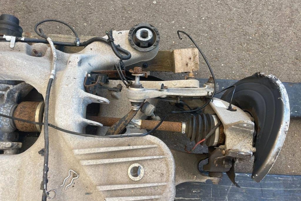 LAND ROVER Range Rover 4 generation (2012-2022) Rear Axle 32197508