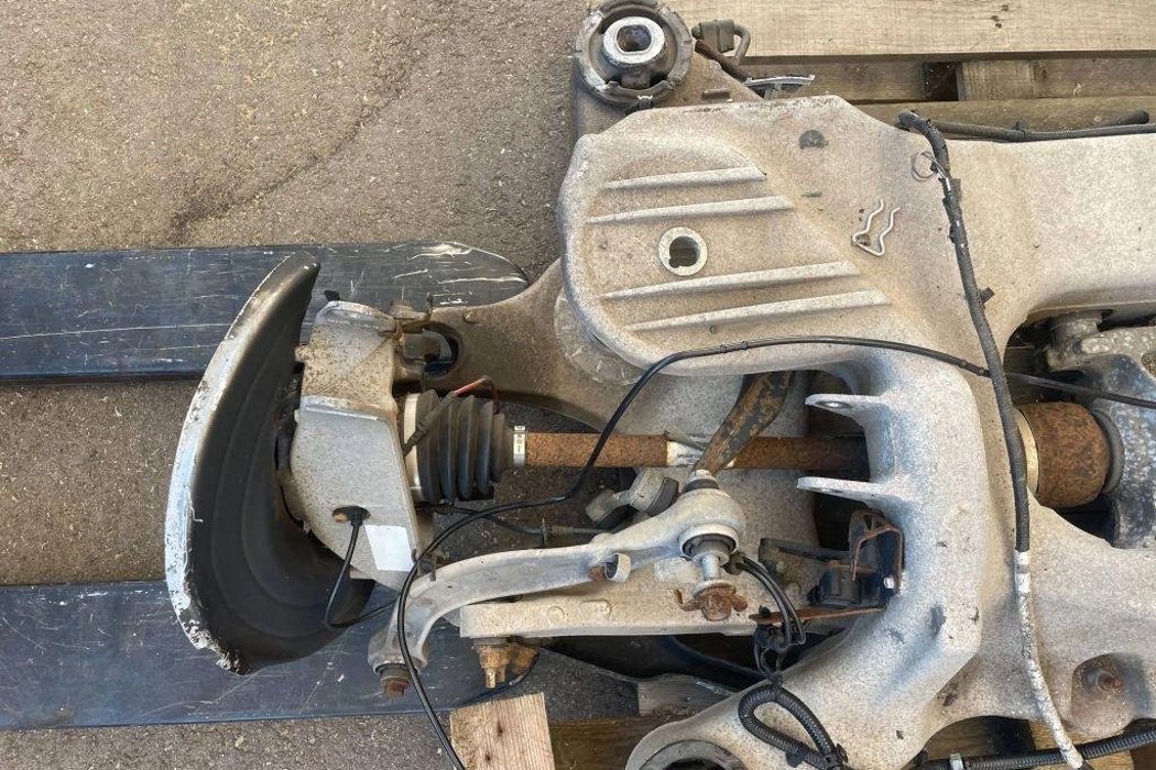 LAND ROVER Range Rover 4 generation (2012-2022) Rear Axle 32197508