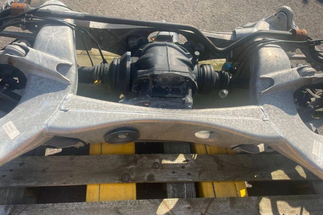 MERCEDES-BENZ CLS-Class C218/X218 (2011-2017) Rear Axle 32197763