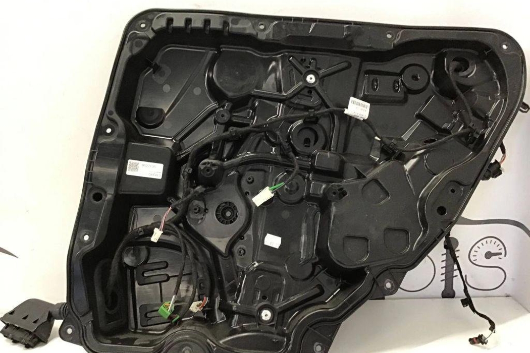 MERCEDES-BENZ C-Class W206 (2021-2023) Rear Right Door Panel 9027135 32198735