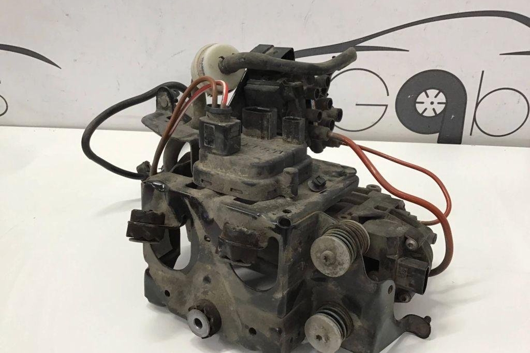 AUDI Q7 4M (2015-2024) Suspension Compressor 4M0616005H 32199397
