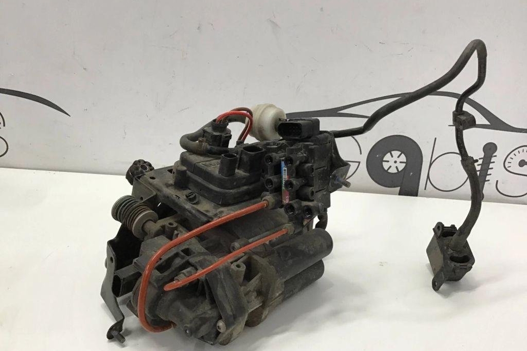 AUDI Q7 4M (2015-2024) Suspension Compressor 4M0616005H 32199397