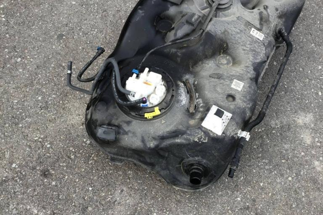 TOYOTA RAV4 1 generation (XA10) (1994-2000) Fuel Tank 7710042620 32199563