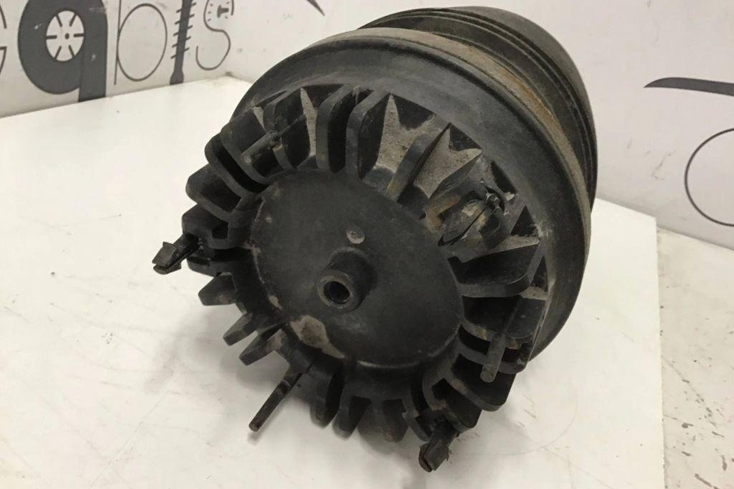 DODGE Ram 4 generation (2008-2023) Rear Left Air Suspension Cushion 68260938AA 32200609