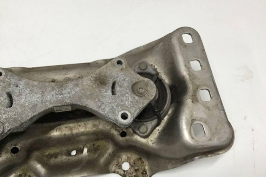 MERCEDES-BENZ CLS-Class C219 (2004-2010) Gearbox Mount Bracket A2902400600 32201443