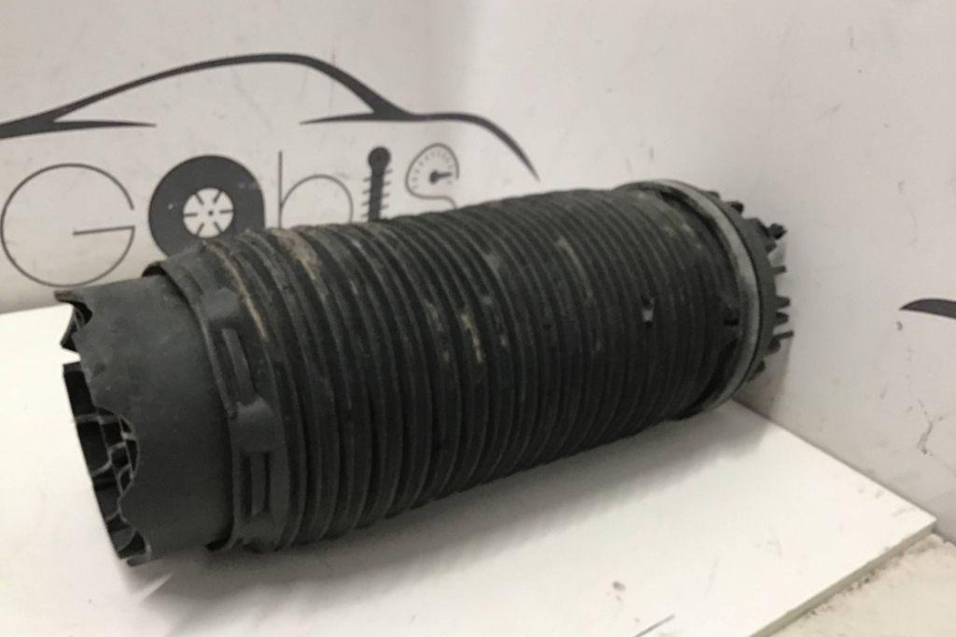 DODGE Ram 4 generation (2008-2023) Rear Left Air Suspension Cushion 68340155AA 32201616