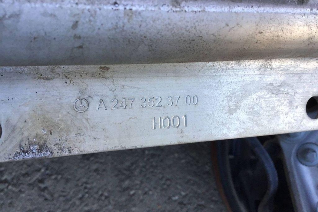MERCEDES-BENZ GLC X254 (2022-2023) Ступица задняя правая A2474238000,A2473523700,A2473506100,A2473502403 32202176