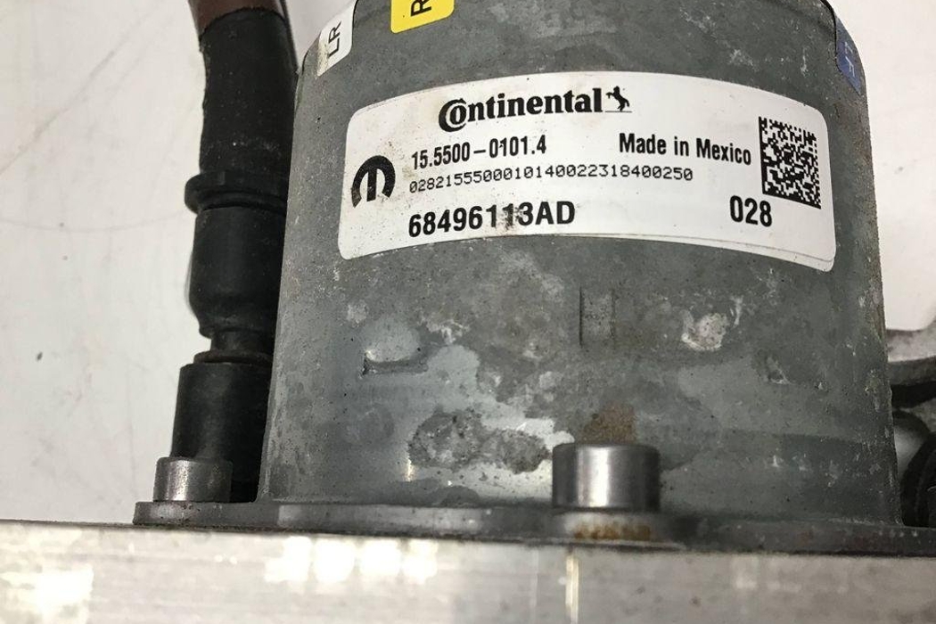 DODGE Ram 4 generation (2008-2023) Suspension Compressor 68496113AD 32202183