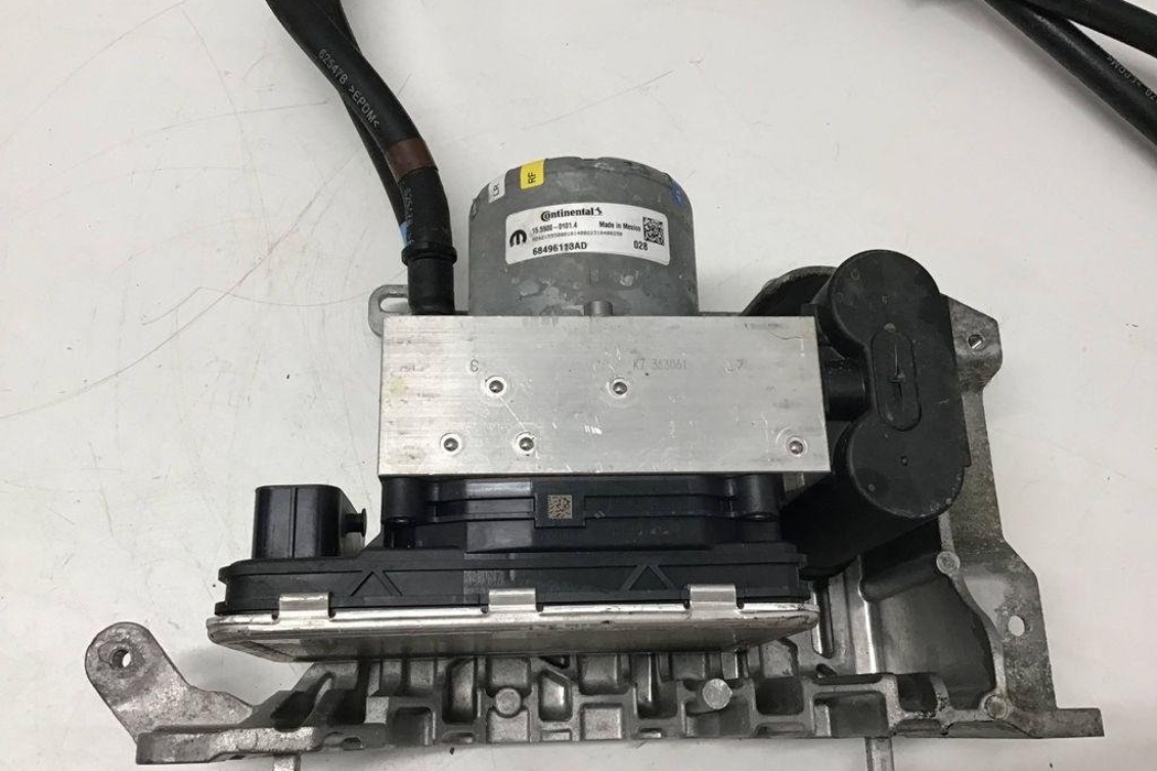 DODGE Ram 4 generation (2008-2023) Suspension Compressor 68496113AD 32202183