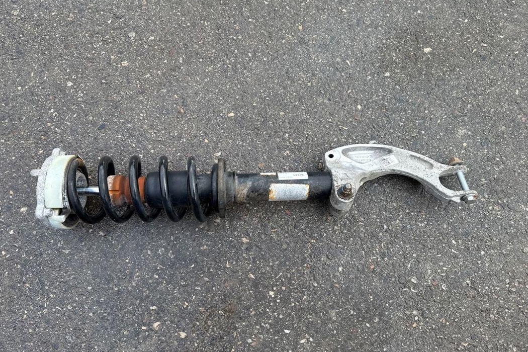 AUDI Q5 8R (2008-2017) Front Left Shock Absorber 4M0413037N,80A413031AG,80A411105,80A413333 32203063