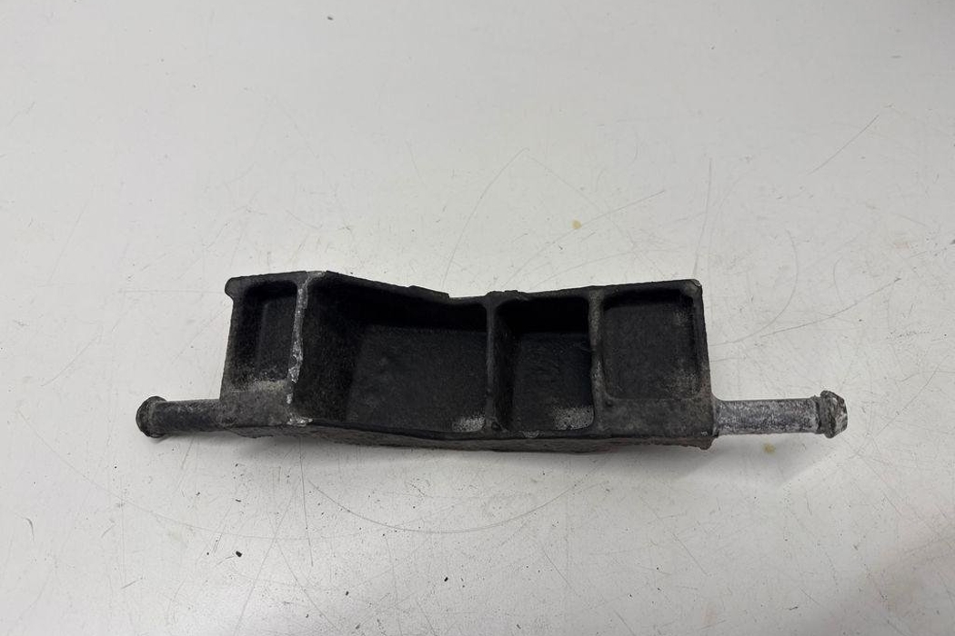 DODGE Ram 4 generation (2008-2023) Exhaust Hanger Bracket 32203518