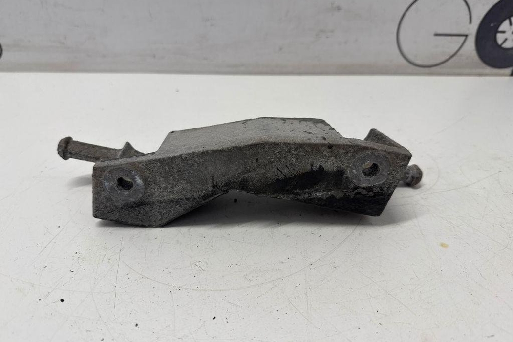 DODGE Ram 4 generation (2008-2023) Exhaust Hanger Bracket 32203518