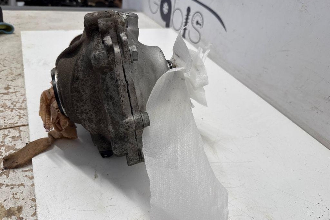 BMW 7 Series G11/G12 (2015-2023) Front Transfer Case 7648878 32203520