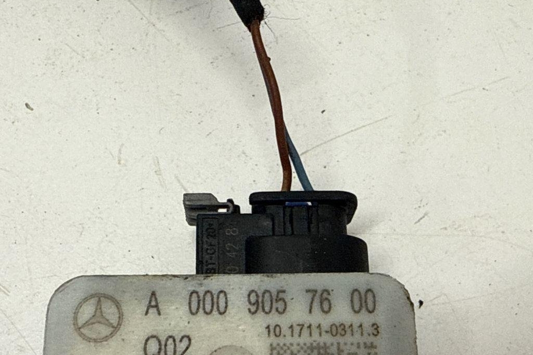 MERCEDES-BENZ GLE W166 (2015-2018) Left Side Impact Sensor A0009057600 32203930