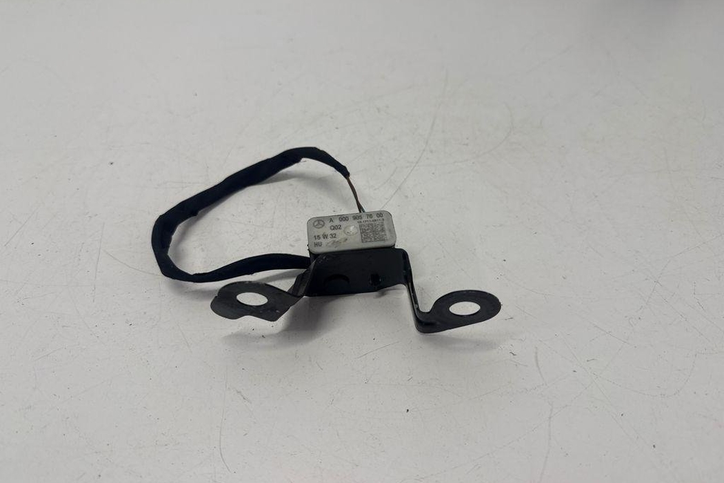 MERCEDES-BENZ GLE W166 (2015-2018) Left Side Impact Sensor A0009057600 32203930