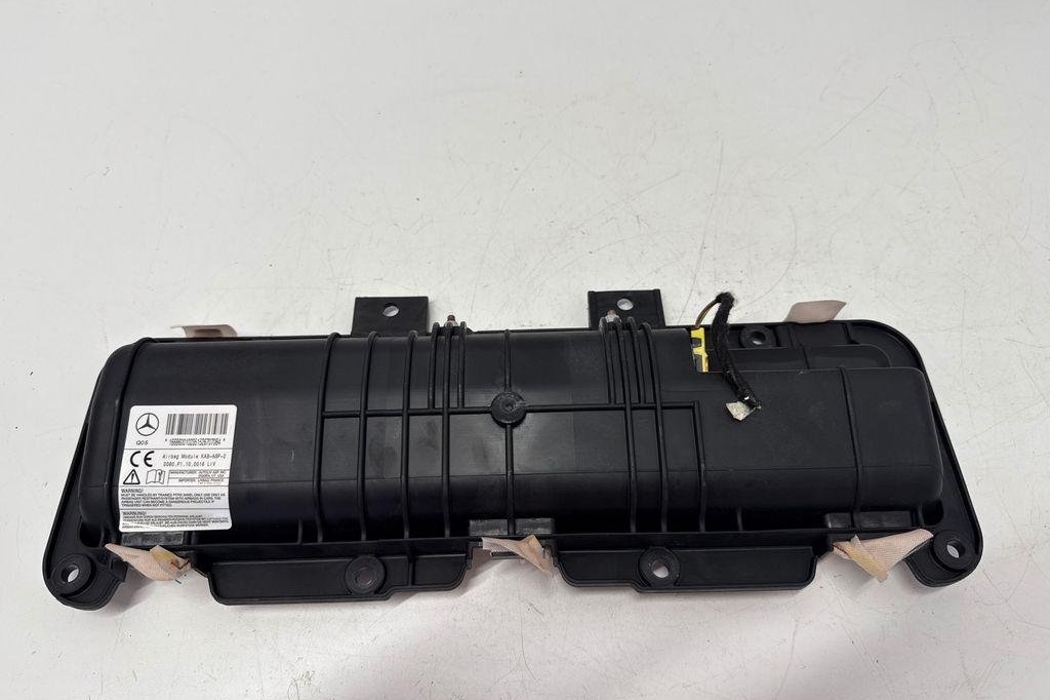 MERCEDES-BENZ GLE W166 (2015-2018) Подушка безопасности для колен A1668600102 32203931