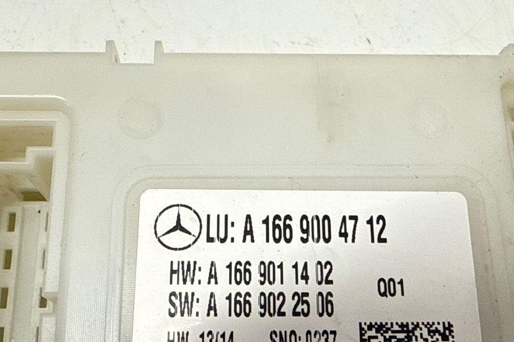 MERCEDES-BENZ GLE W166 (2015-2018) Блок управления Комфорт A1669011402,A1669004712,A1669022506 32203934