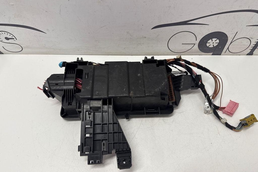 MERCEDES-BENZ GLE W166 (2015-2018) Fuse box A1669061202 32203972