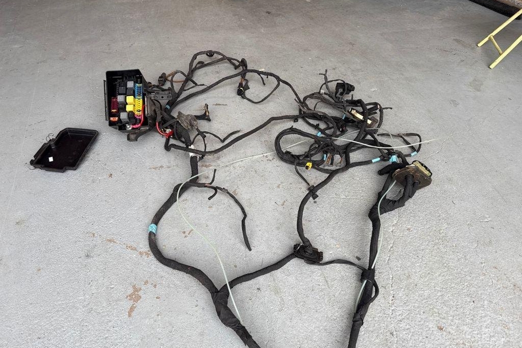 MERCEDES-BENZ GLE W166 (2015-2018) Fuse Box 32203985
