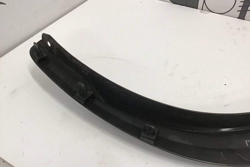 LEXUS LX 3 generation (2007-2024) Rear arch 7560578040 32204113