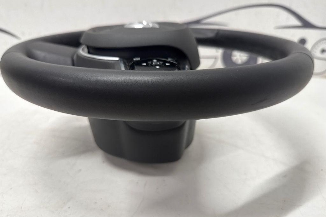 VOLVO XC60 2 generation (2017-2024) Steering Wheel 32227595 32204507