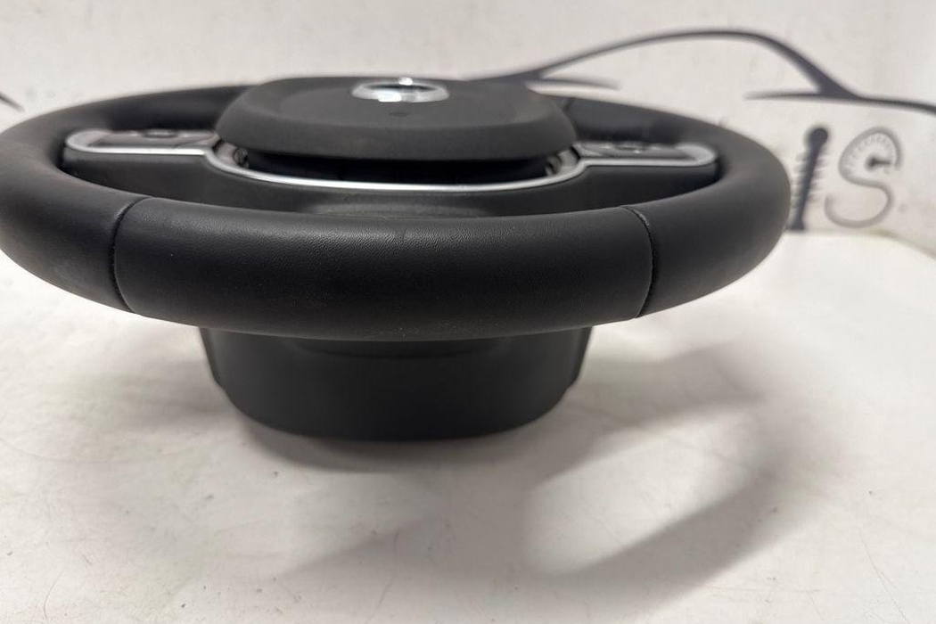 VOLVO XC60 2 generation (2017-2024) Steering Wheel 32227595 32204507