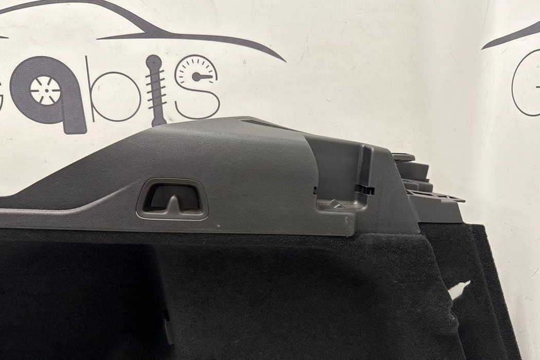 VOLVO XC60 2 generation (2017-2024) Left Side Trunk Trim 32353994 32204514