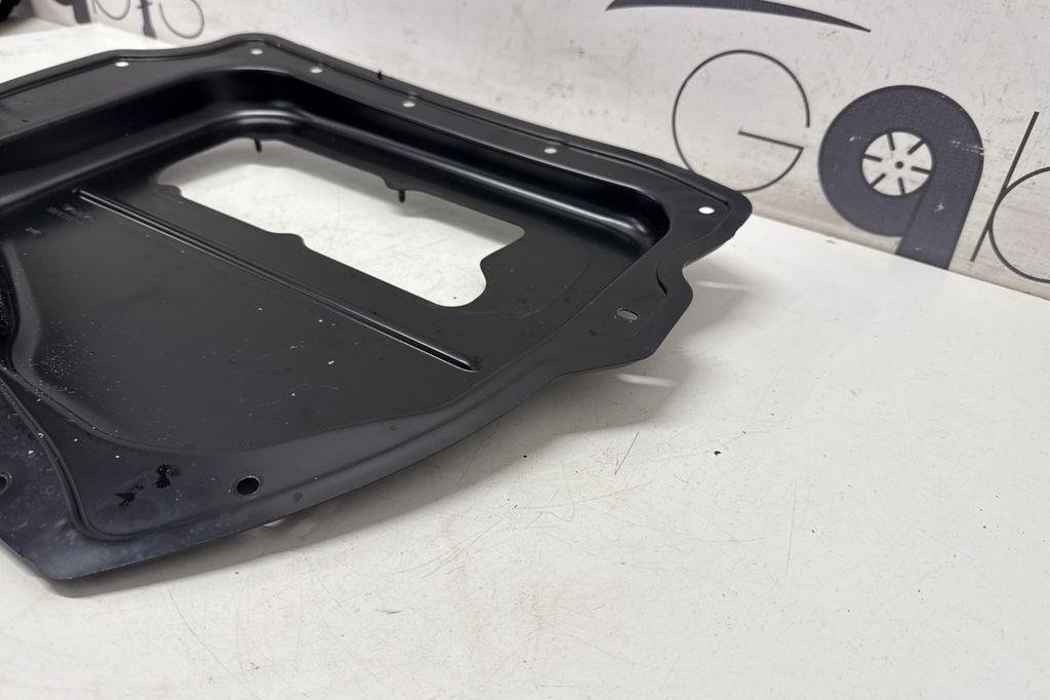 VOLVO XC60 2 generation (2017-2024) Other Engine Compartment Parts 32216353 32204529