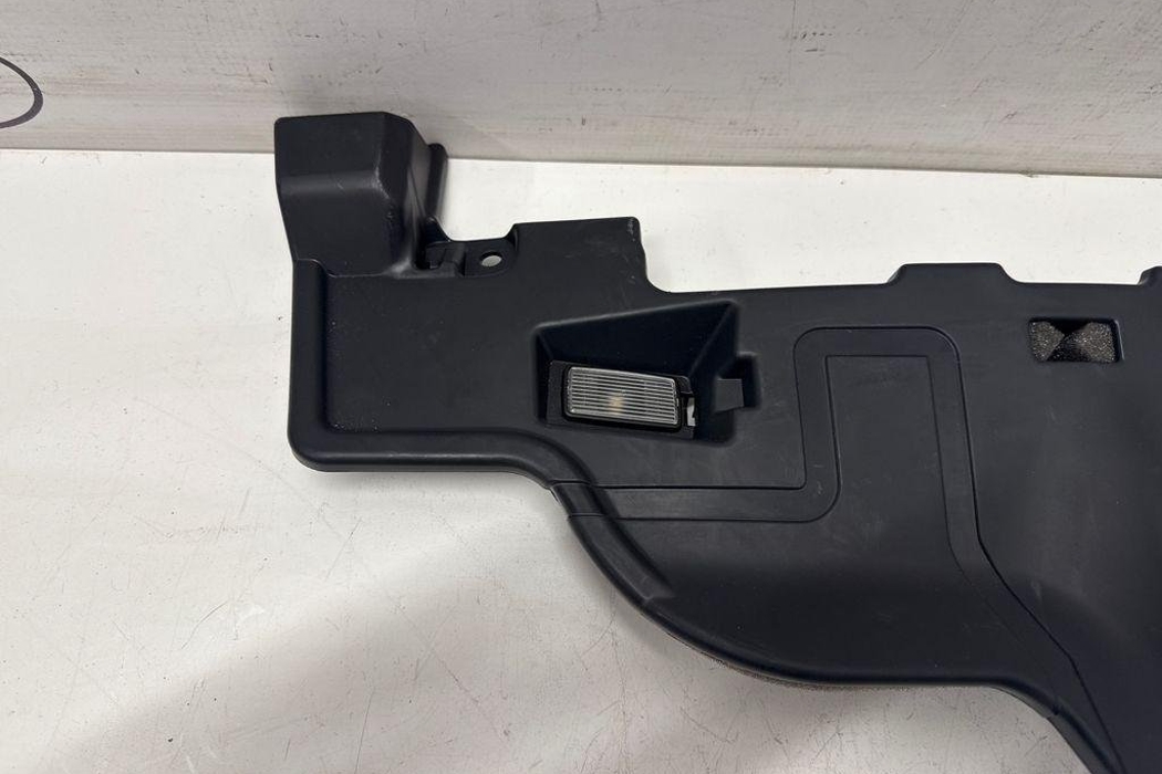 VOLVO XC60 2 generation (2017-2024) Panel Trim Lower 31651109,31651102,32297082,32297085 32204534