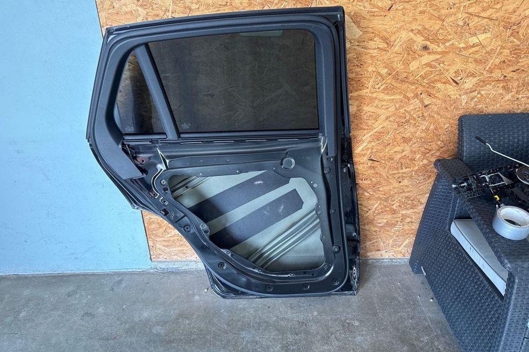 MERCEDES-BENZ GLC X253 (2015-2024) Rear Right Door 32204603