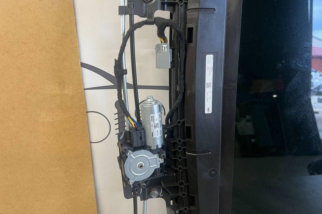 VOLVO XC60 2 generation (2017-2024) Люк крыши 43R008026 32204780